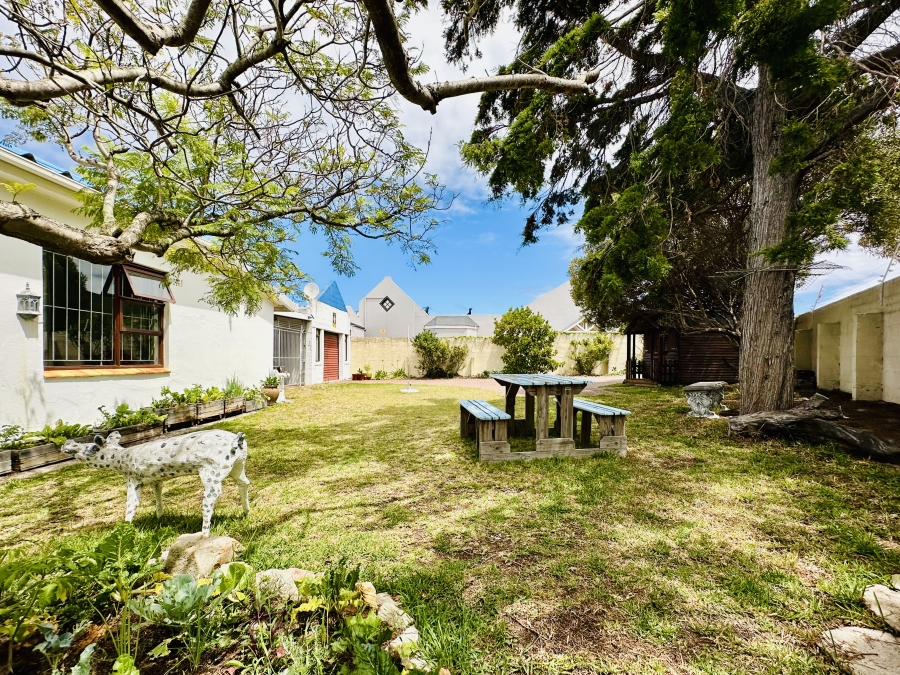 3 Bedroom Property for Sale in Westcliff Western Cape